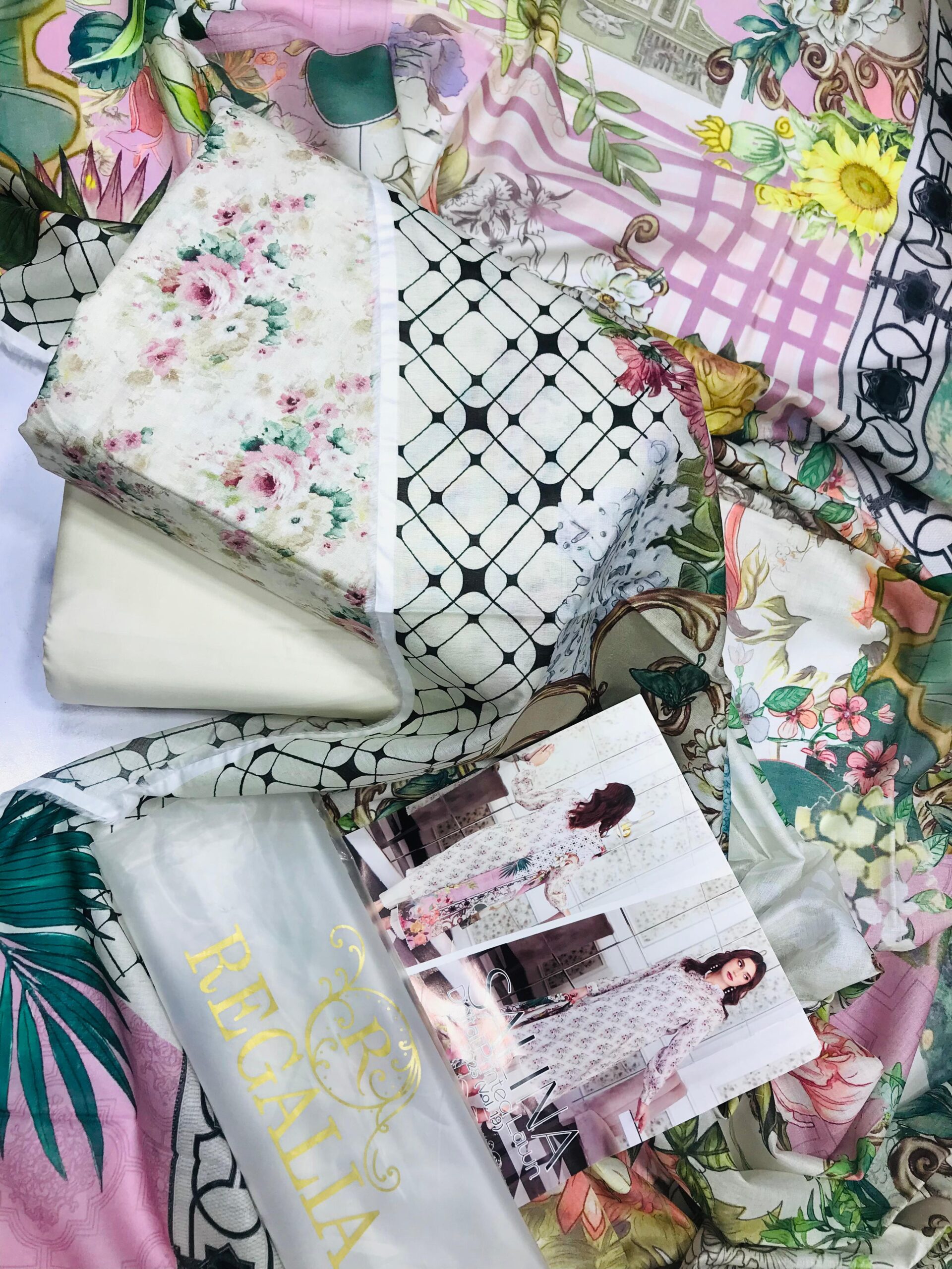 WhatsApp Image 2025-12-19 at 22.39.05 (1) Un Stich Lawn Suite - Image 1