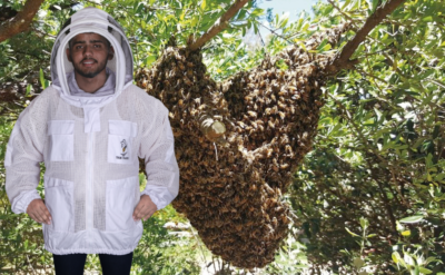ventilated beekeeping bee jacket with fencing veil, 3 layer ultra breeze airflow system, unisex protective bee suit top, durable anti sting fabric, cool mesh ventilation for summer beekeeping, ideal for beginners and professional beekeepers