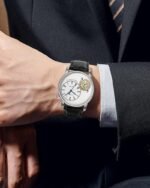 Men’s Watch Analog Leather Wrist Watch – Elegant Quartz Watch with Double Strap & 3ATM Waterproof ( Random Color ) - Image 3